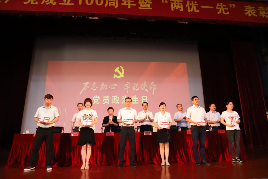 D82037D6FCE4816D789D74CF7F6_F9CCB4BB_F4B0.jpg?e=