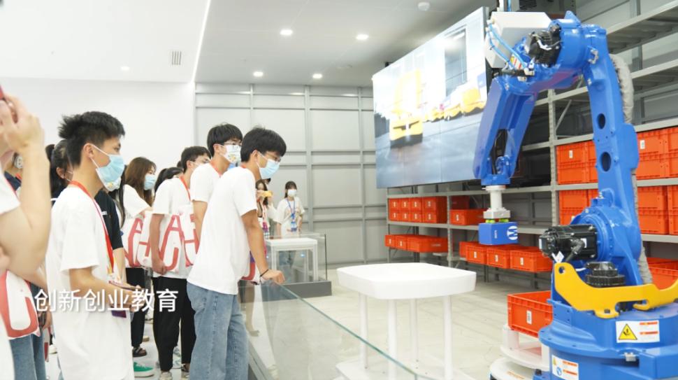 93F7BAEE910E4B0A883042283F5_5C2BD381_10E56