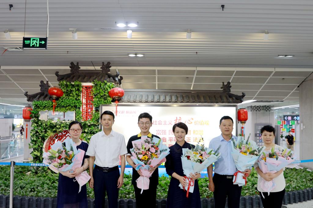 743F972C27AC62F7B4547F05455_C98ABDFE_1DDCC.jpg?e=