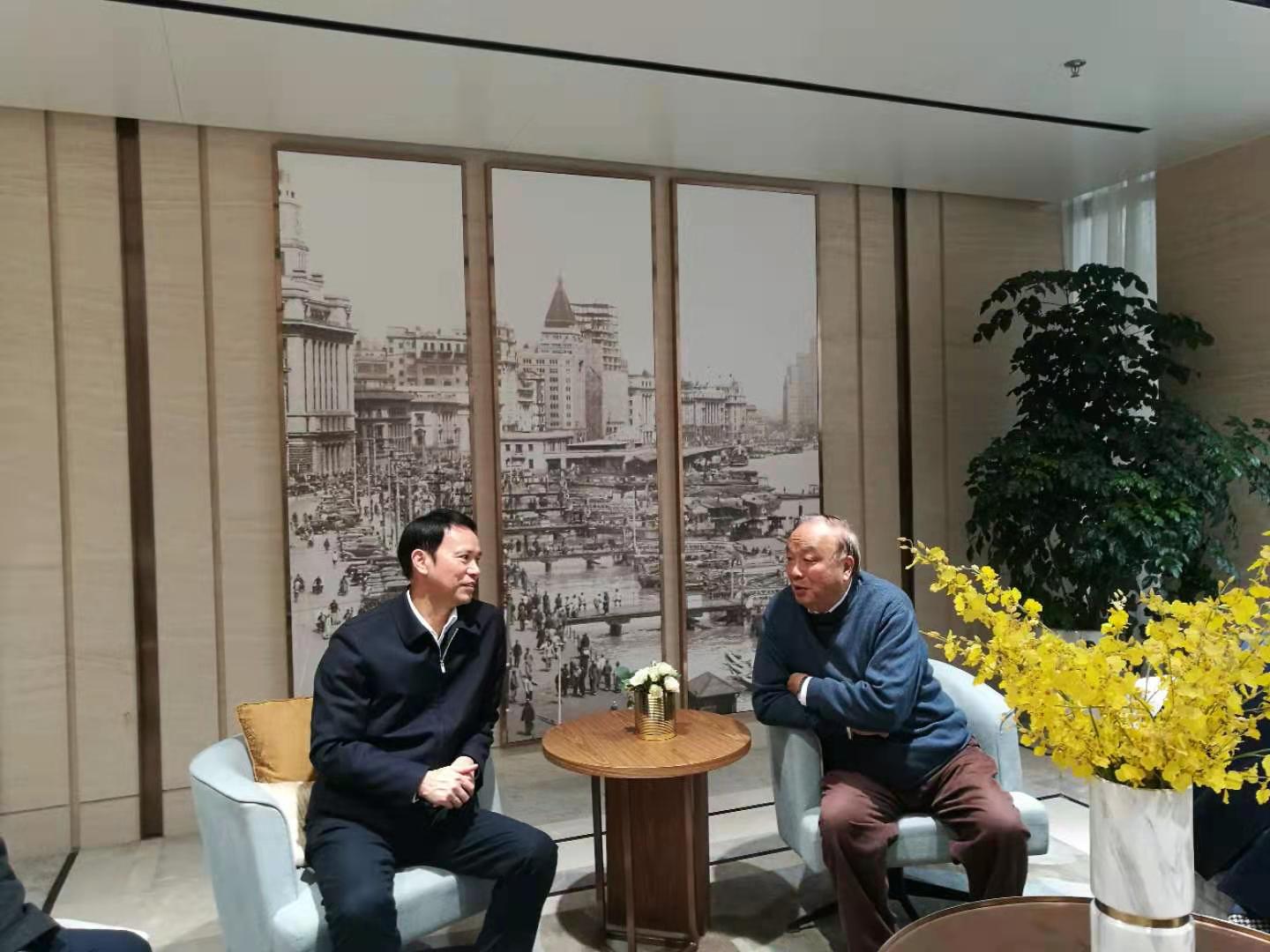 13460D0EF1B93811B8E8F3C5C2D_16702940_27AB8