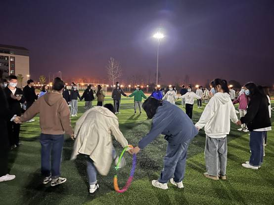 4D00E1737372E0E8F5EE67D0805_72669452_86C3