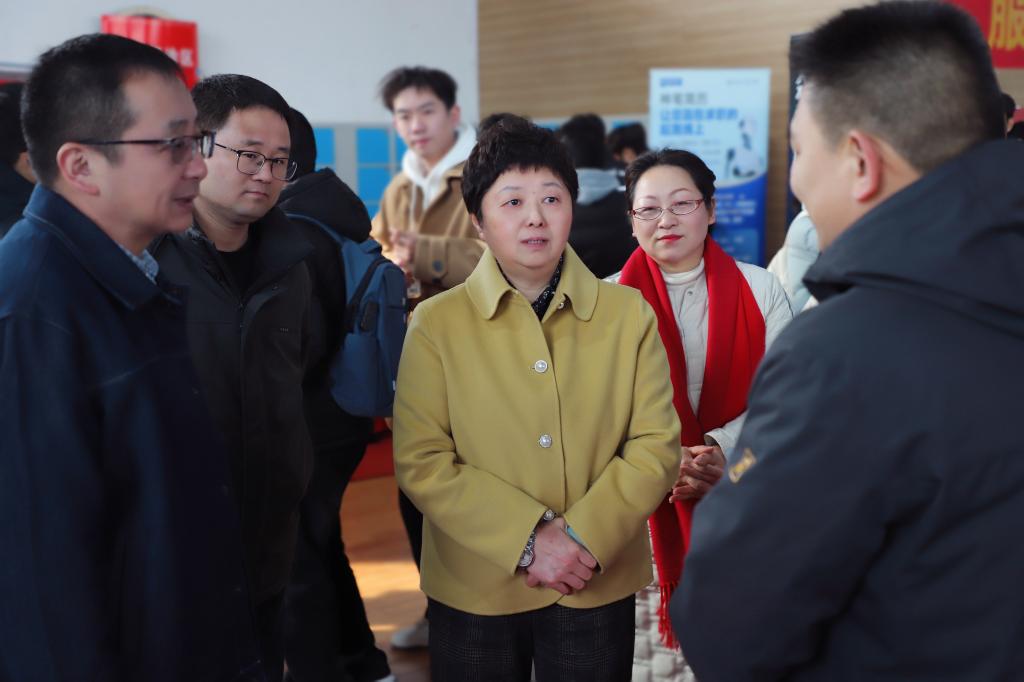 CD11861543A2CB130973E1D8E91_F2EC46A8_DA77