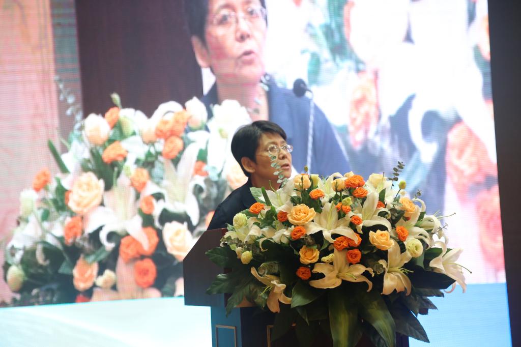 6AF02B6FA19A33355E0B4DDF52D_C8272991_140E9.jpg?e=