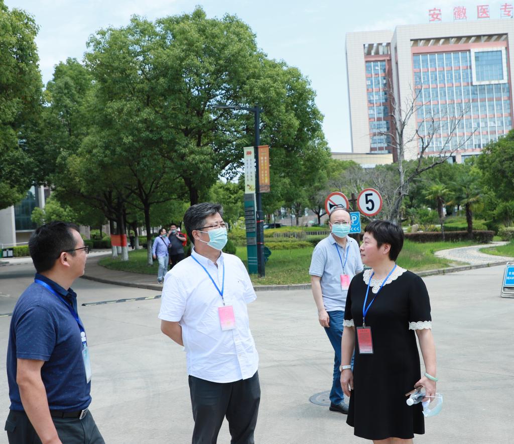 B98D8AE2A7CBE7C6EA3095009F0_DCD5FD27_241B2