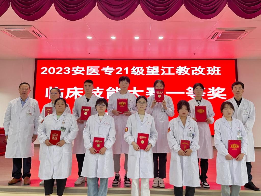 7EFEA332F165883A8AEA35BA5E6_FA881B54_1C808