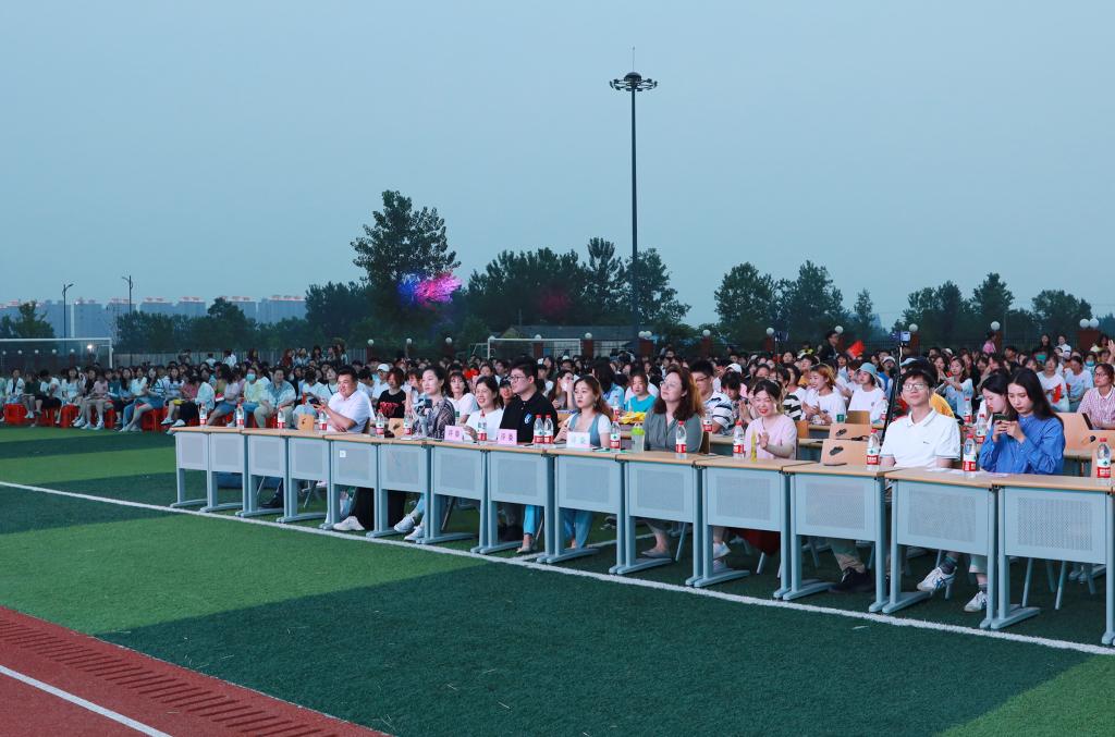 DBDBD6C825F18A4D01AC02F14A4_68514E83_18222.jpg?e=